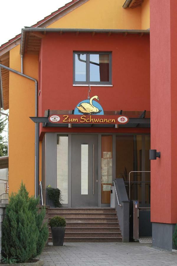 Gasthof Zum Schwanen Kleinostheim Екстериор снимка